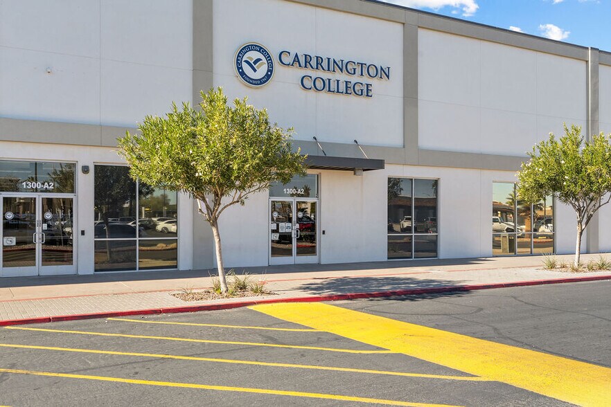 More Photos Of 1262-1342 S Country Club Dr, Mesa General Retail For Lease