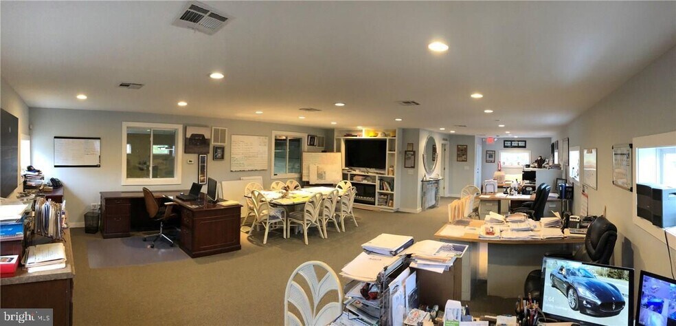 More Photos Of 10 Park Ave, Stafford Township Showroom For Sale