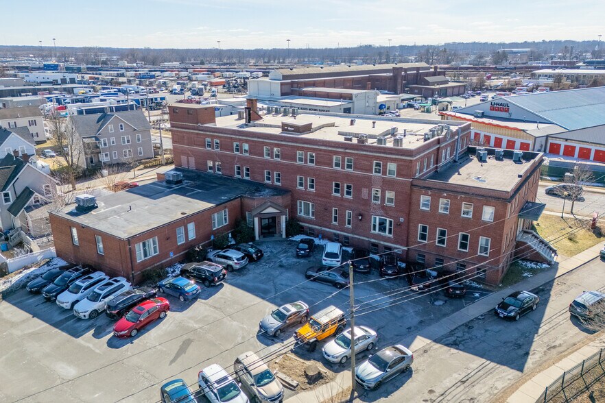 Primary Photo Of 425 Union St, West Springfield Office For Lease