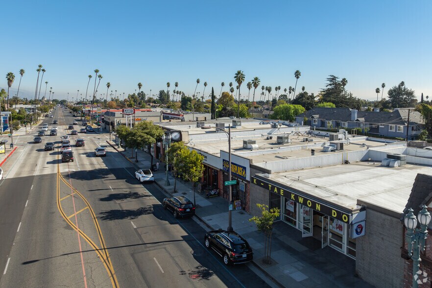 More Photos Of 1756-1776 E Colorado Blvd, Pasadena General Retail For Sale