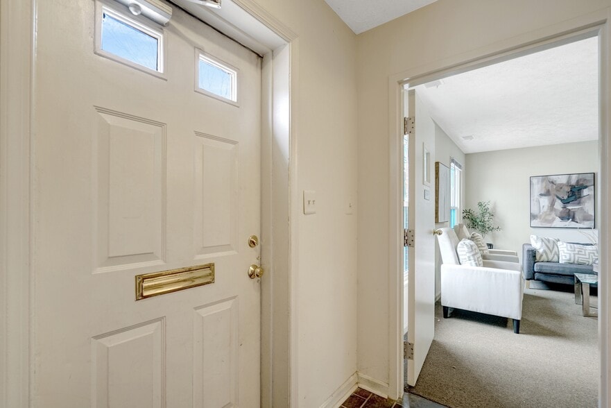 More Photos Of 7297 US-29, Falls Church Office For Sale