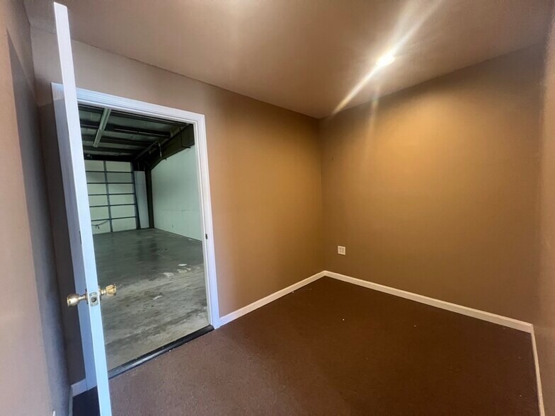 More Photos Of , Bloomington Unknown For Sale