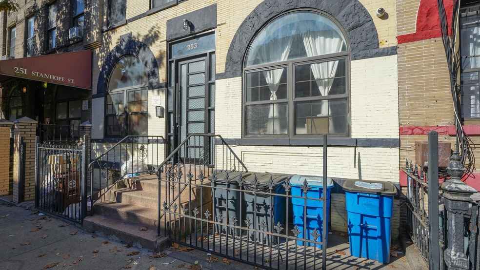 More Photos Of 253 Stanhope St, Brooklyn Apartments For Sale