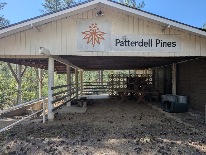 More Photos Of 101 Marapai Rd, Prescott Specialty For Sale