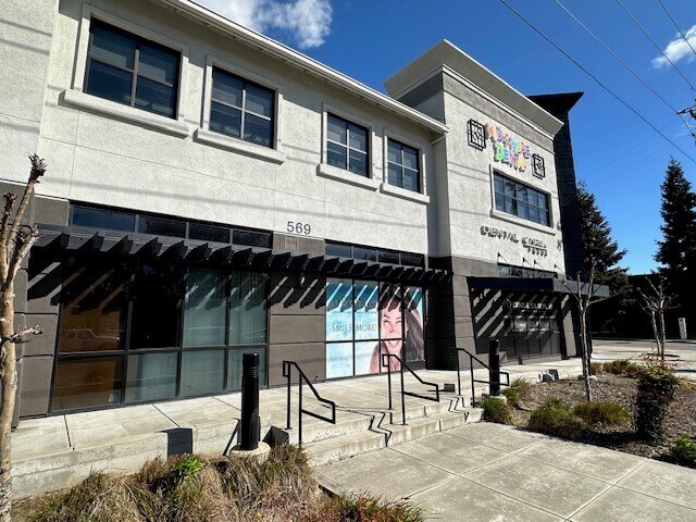 More Photos Of 569 W Lowell Ave, Tracy Office For Lease