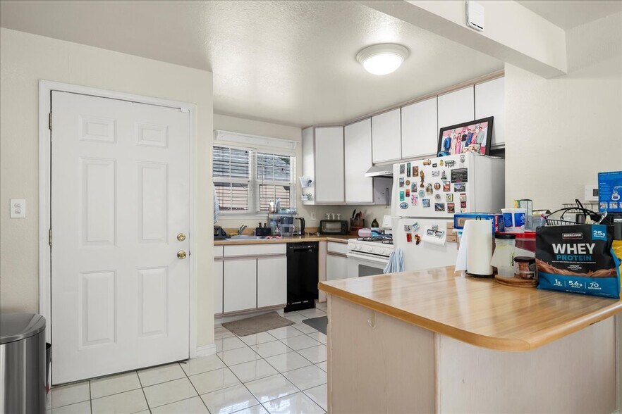More Photos Of 2115 University Ave, Mountain View Multifamily For Sale