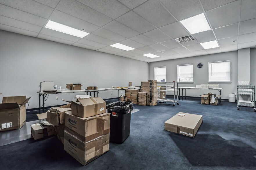 More Photos Of 600 Deer Rd, Cherry Hill Light Distribution For Sale