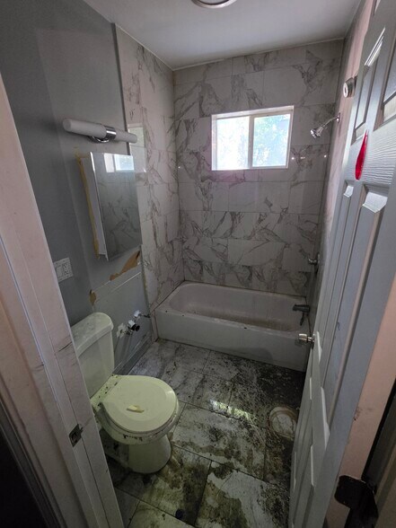 More Photos Of 7954-7958 S Harvard Ave, Chicago Apartments For Sale