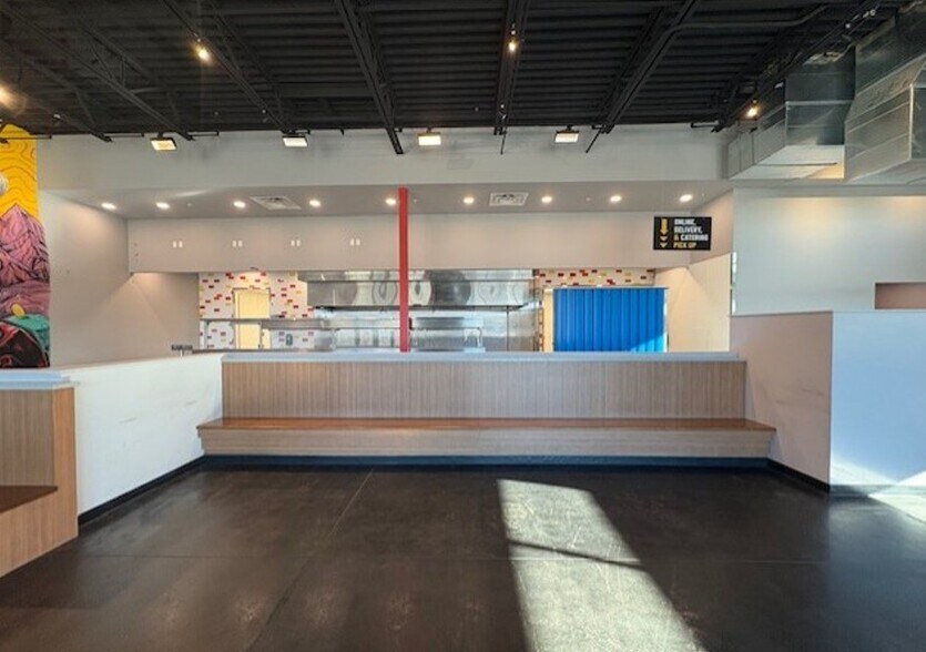 More Photos Of 6147 Trace Parkway Dr, Edwardsville General Retail For Lease