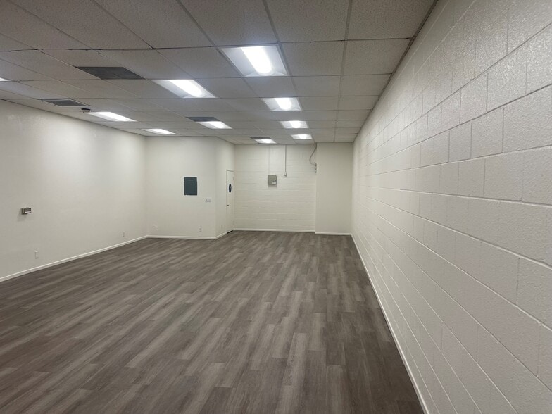 More Photos Of 10258-10272 Foothill Blvd,, Lake View Terrace Storefront Retail Office For Lease