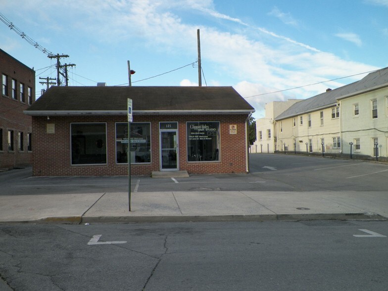 More Photos Of 101 S Queen St, Martinsburg Office For Sale