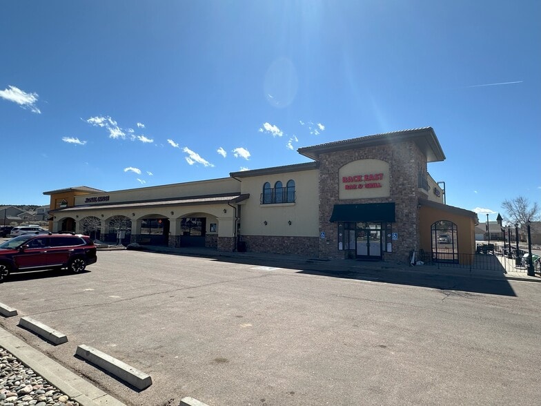 More Photos Of 1415-1455 Cipriani Loop, Monument Freestanding For Lease