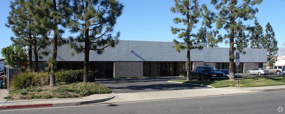 More Photos Of 1890 E Miraloma Ave, Placentia Unknown For Lease