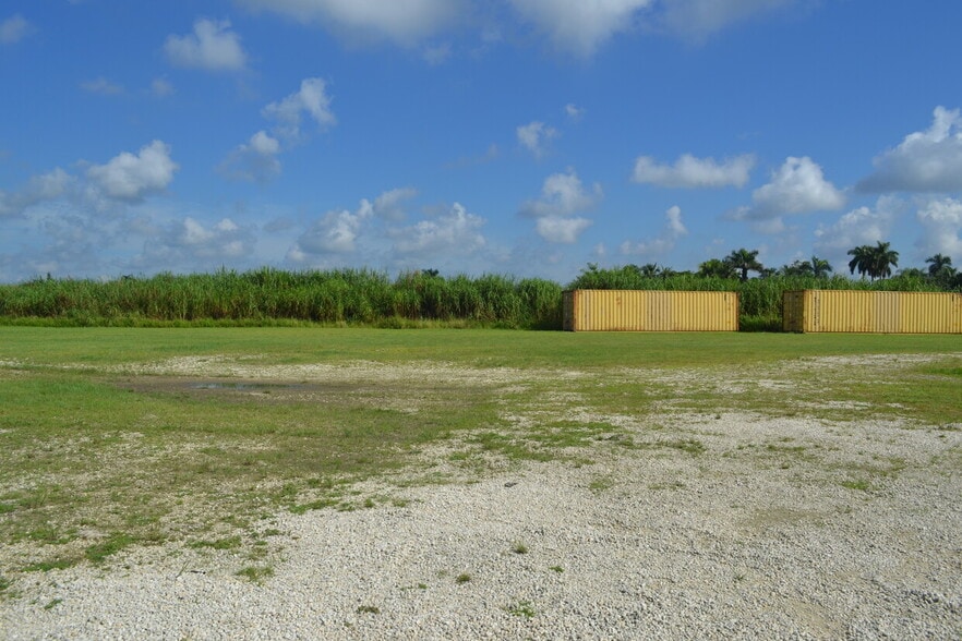 More Photos Of 22700 SW 177th Ave, Miami Flex For Sale