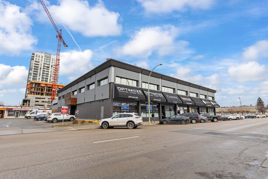 More Photos Of 565 Bernard Ave, Kelowna Storefront For Lease