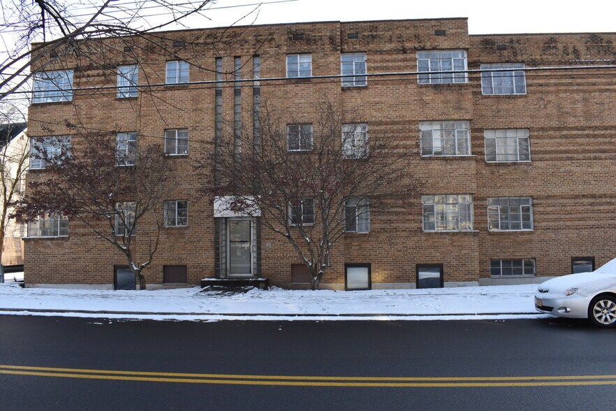 More Photos Of 162 Chapin St, Binghamton Apartments For Sale