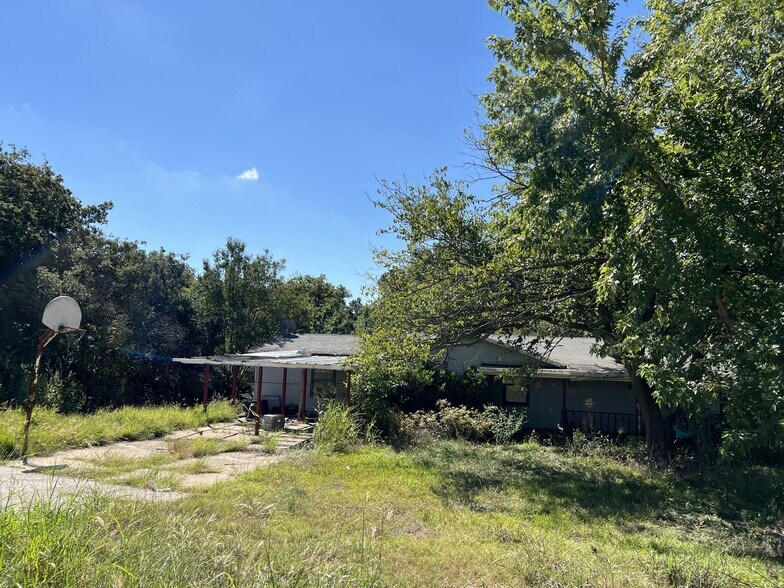 More Photos Of 2125-2133 W FM 917, Joshua Land For Sale