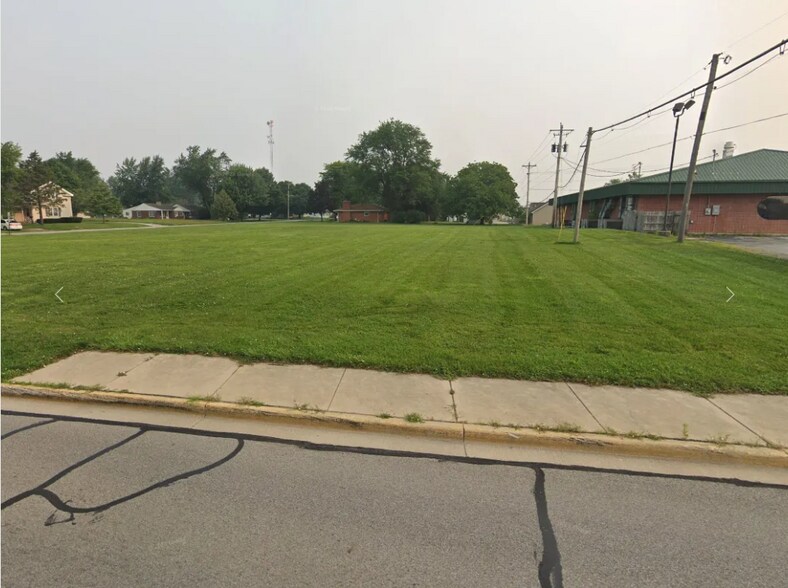 Primary Photo Of 400 W North St, Columbia City Land For Lease