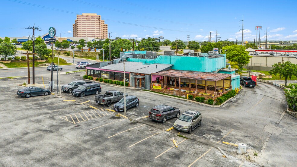 More Photos Of 7870 Callaghan Rd, San Antonio Restaurant For Sale