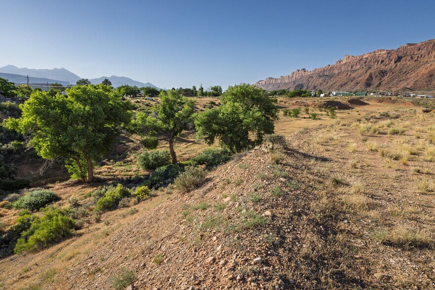 More Photos Of 1880 Skyline Dr, Moab Land For Sale