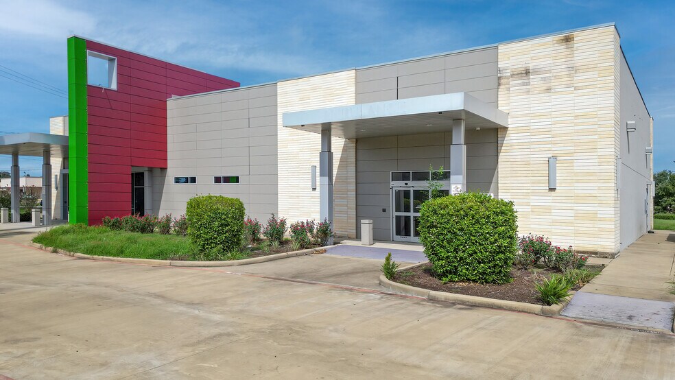 More Photos Of 101 S John Redditt Dr, Lufkin Medical For Sale