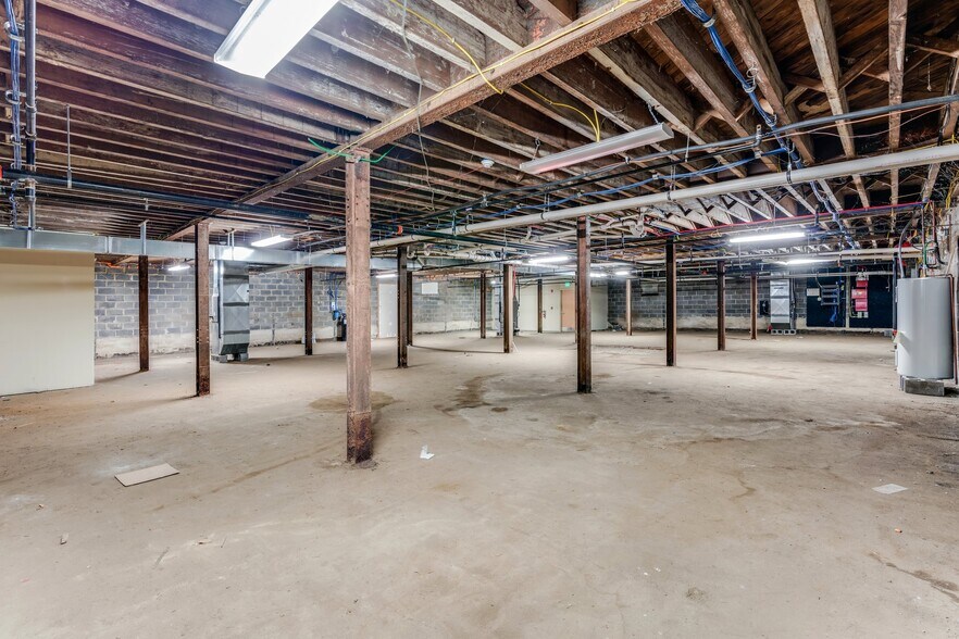 More Photos Of 110 Richardson Ave, Swedesboro Warehouse For Lease