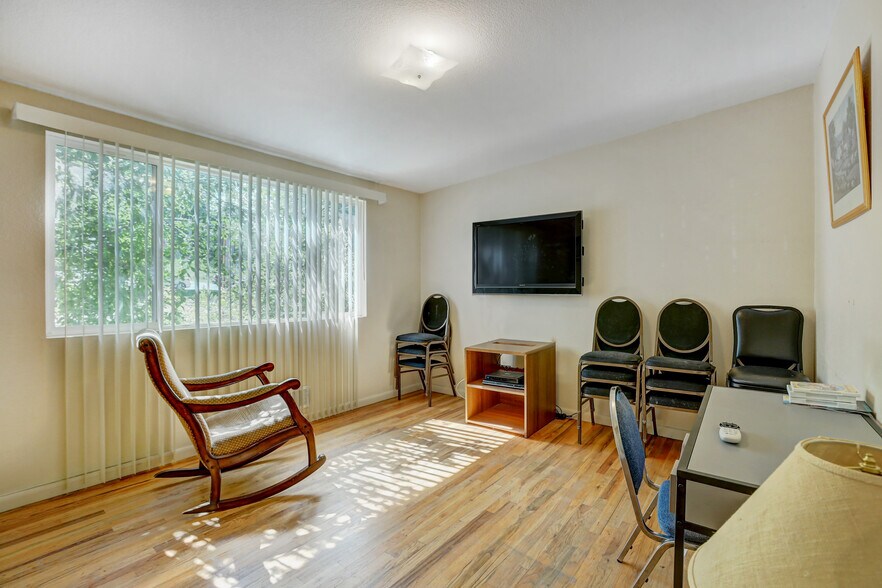 More Photos Of 5370 Carr St, Arvada Specialty For Sale