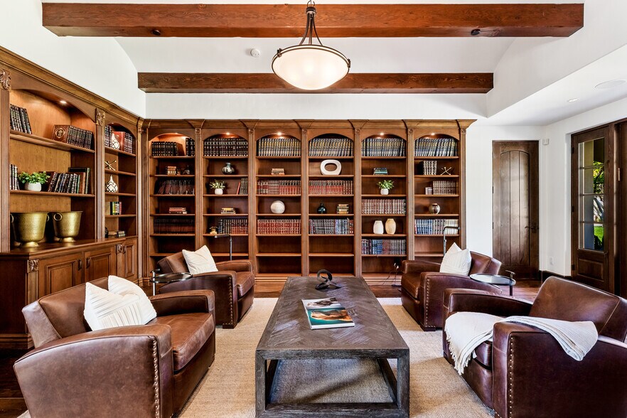 More Photos Of 6914 Solano Verde Dr, Somis Movie Radio TVStudio For Sale