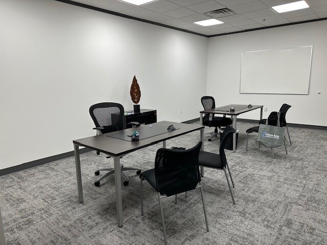 More Photos Of 12 Penns Trl, Newtown Medical For Lease