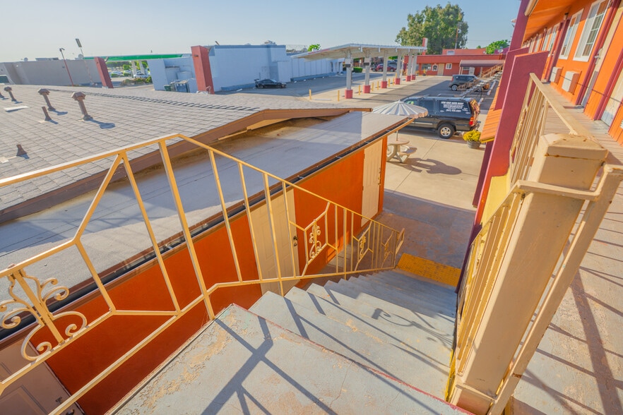 More Photos Of 839 W Pacheco Blvd, Los Banos Hotel For Sale