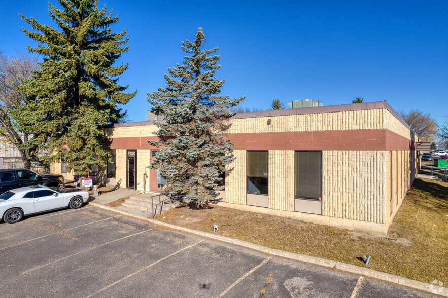 Primary Photo Of 4303 11th St SE, Calgary Office For Sale