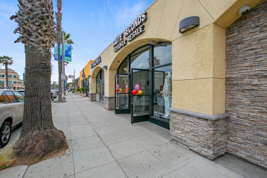 Primary Photo Of 2627-2631 Wilshire Blvd, Santa Monica Freestanding For Lease