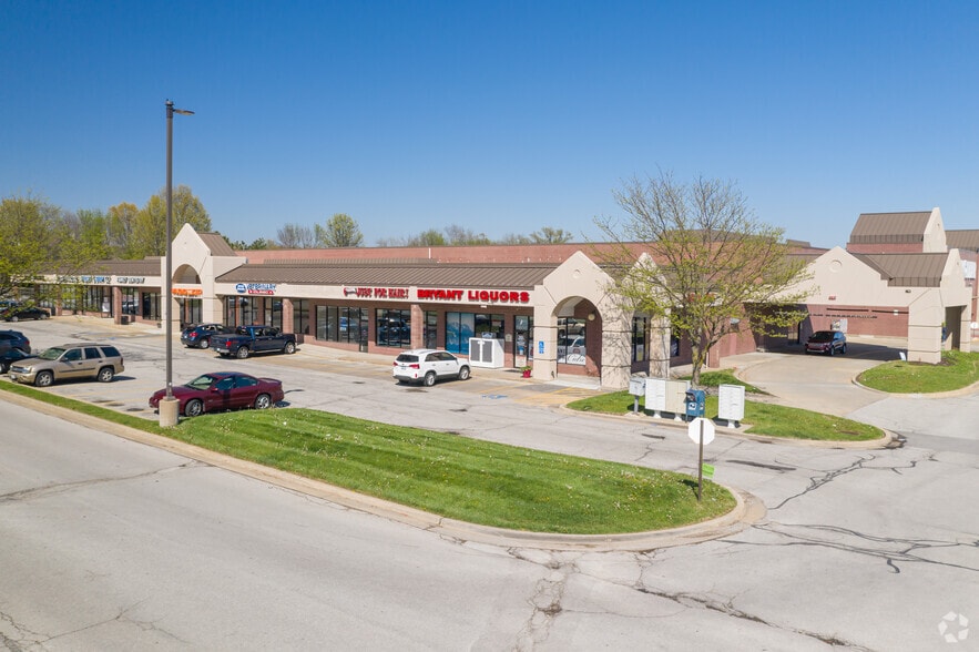 More Photos Of 11740 W 135th St, Overland Park Unknown For Lease