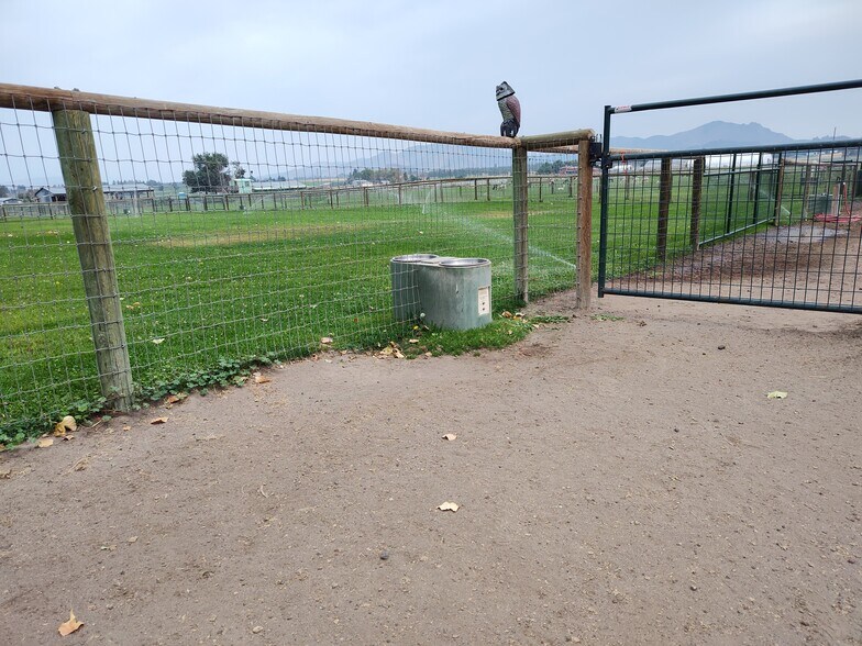 More Photos Of 9101 NW 31st St, Terrebonne Specialty For Sale