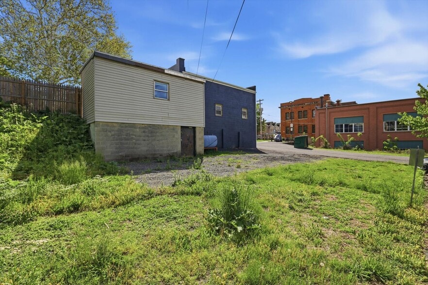 More Photos Of 542 South Prince St, Lancaster Auto Repair For Sale