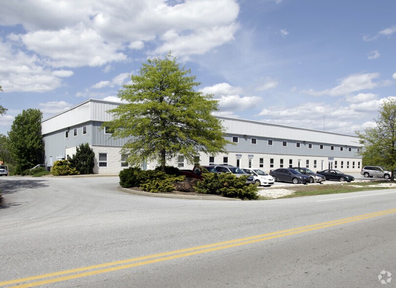 More Photos Of 500-518 First State Blvd, Stanton Unknown For Lease
