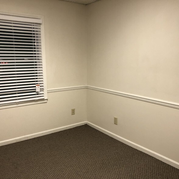 More Photos Of 2175 Highpoint Rd, Snellville Coworking Space
