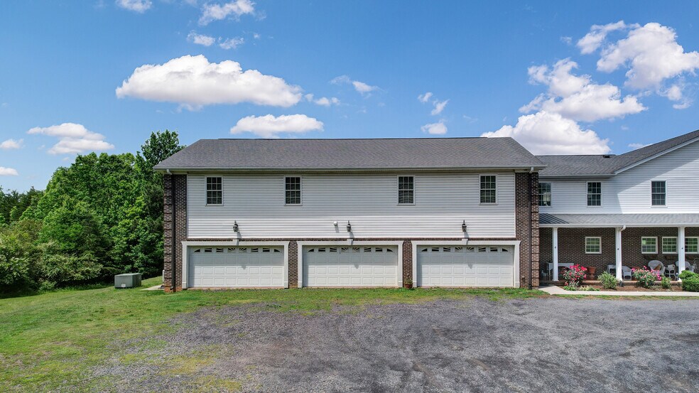 More Photos Of 178 Slaydon Rd, Eden Specialty For Sale