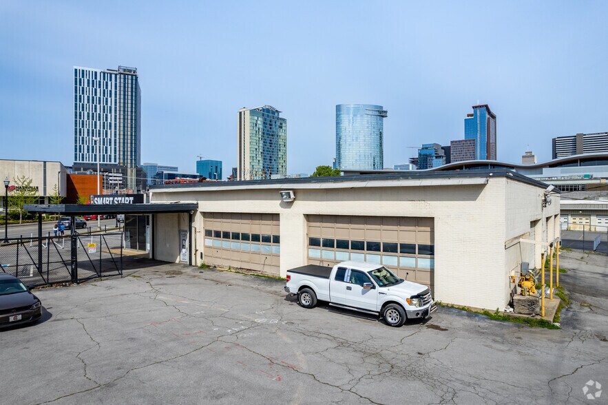 More Photos Of 606 Lafayette St, Nashville Showroom For Sale