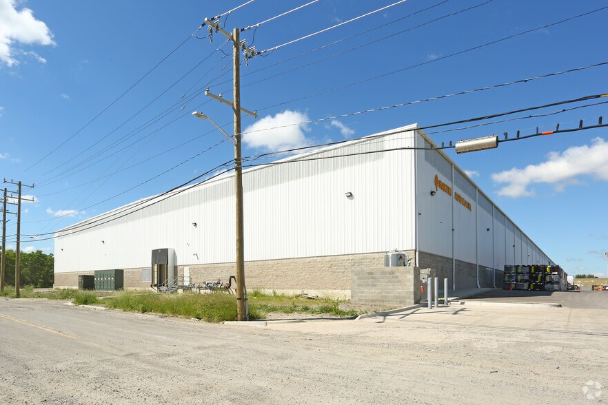 Primary Photo Of 201 S Waterman St, Detroit Manufacturing For Lease