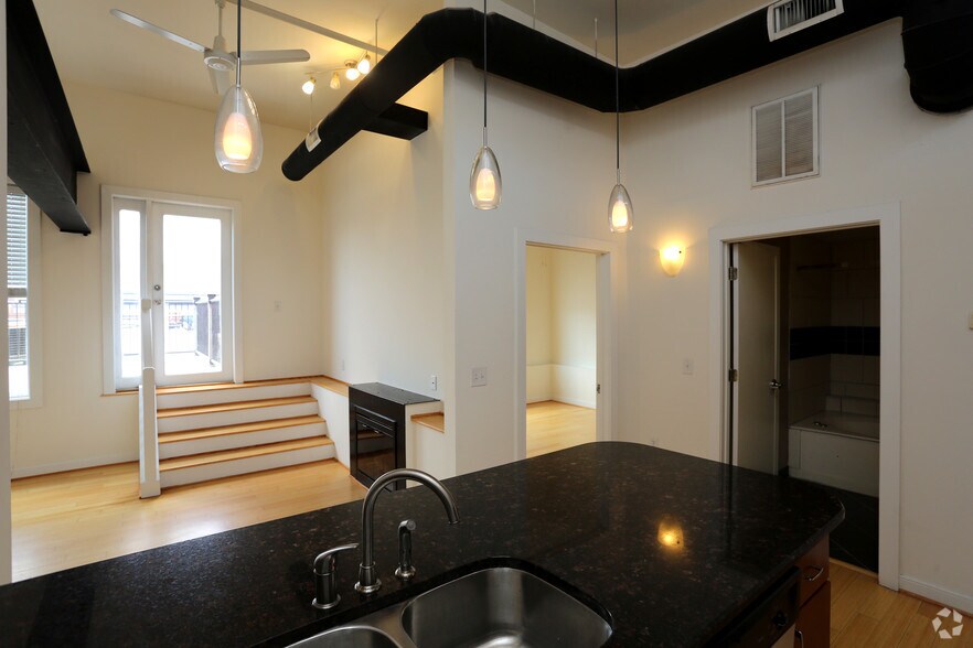 More Photos Of 17 N 18th St, Richmond Apartments For Lease
