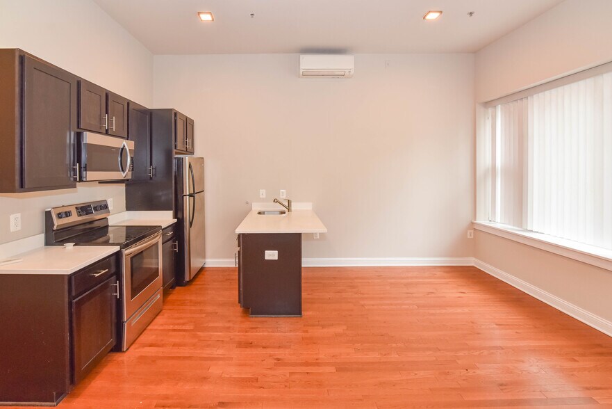 More Photos Of 2-4 E Preston St, Baltimore Apartments For Sale