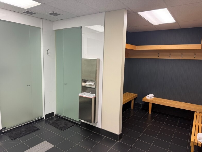 More Photos Of 2739 Murray St, Port Moody Warehouse For Sale