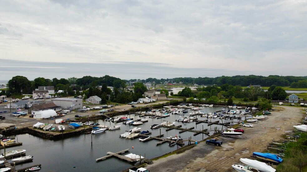 More Photos Of 54 Old Boston Post Rd, Westbrook Marina For Sale