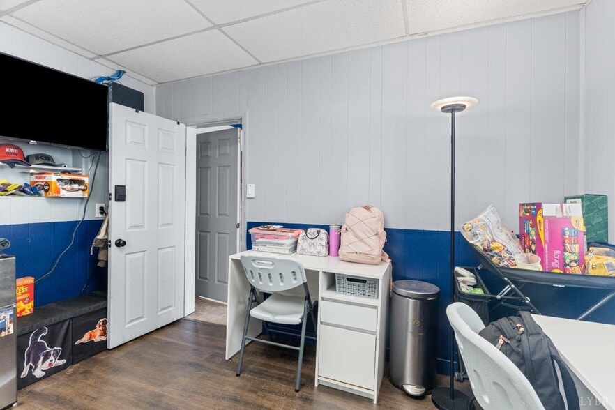 More Photos Of 273 Riverbend Rd, Altavista Showroom For Sale