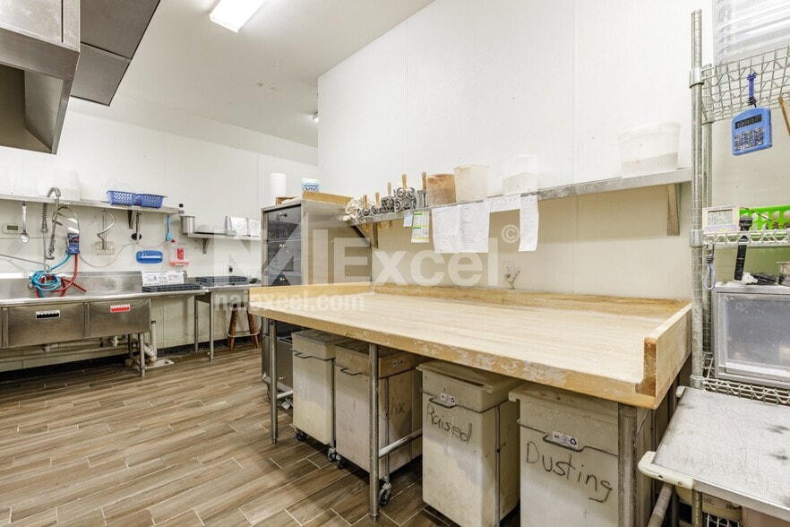 More Photos Of 435 N Bluff St, Saint George Freestanding For Lease