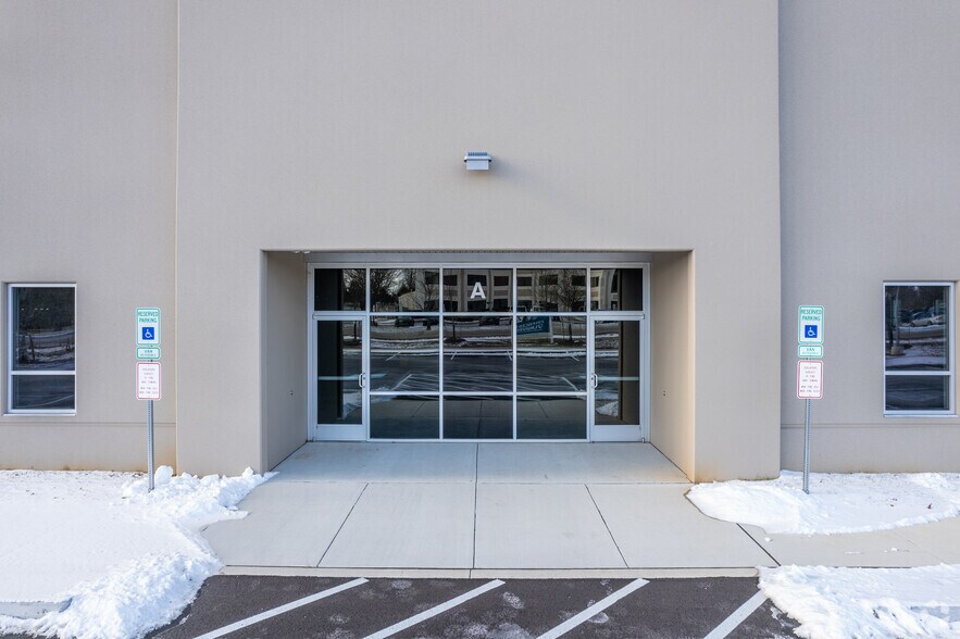 More Photos Of 2100 AM Dr, Quakertown Warehouse For Lease