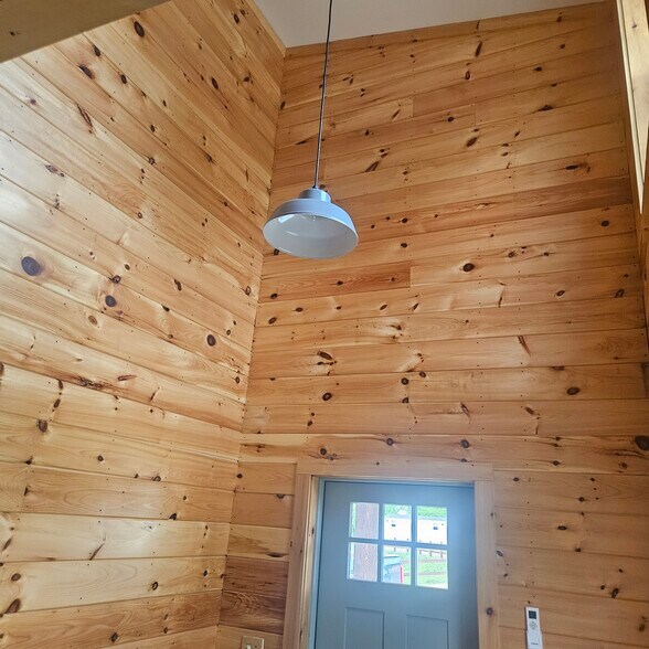 More Photos Of 12705 Rhoden Ln, Lowell Flex For Sale