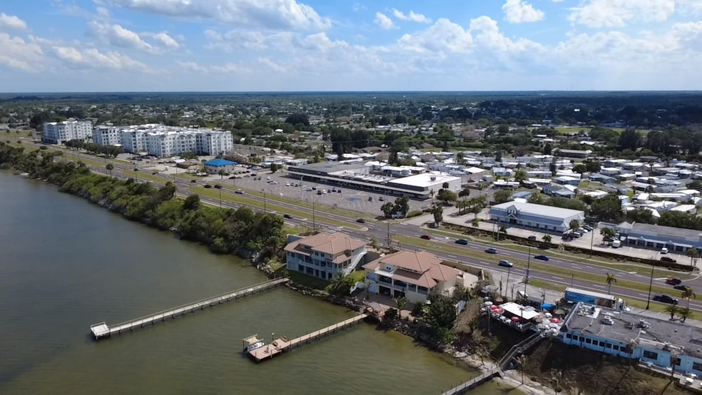 More Photos Of 4500 NE Dixie Hwy, Palm Bay Unknown For Lease