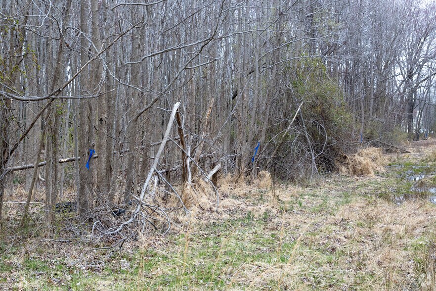 More Photos Of 219 Wyckoff Mills Rd, East Windsor Warehouse For Lease